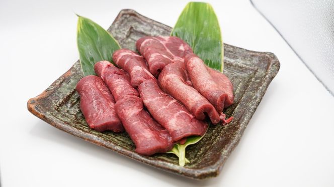 H10焼肉屋さんの極上厚切り牛タン（500ｇ）と極上黒毛和牛カルビ（500ｇ）のセット