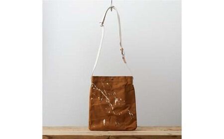 clipmarks warehouse / alley M(p) / mustard