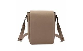 豊岡鞄 かぶせショルダーバッグ A5縦 ドイツシュリンク （トープ）