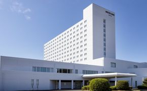 オールインクルーシブ １泊夕朝食 クラシックジュニアスイートペア宿泊券【メルキュール福岡宗像リゾート＆スパ】_HA1594