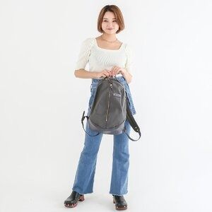 豊岡鞄　TUTUMU egg pack　(S5000　24-151)グレー