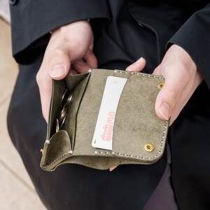 yɌLszLz Haaki Leather ~jz HLW302 O[WIiHLW302j