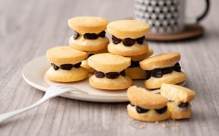 レーズンバターサンド 15個 / お菓子 洋菓子 スイーツ 人気