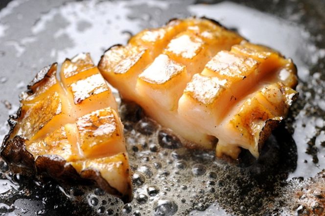 やわらか！絶品！アワビ酒蒸し 小サイズ3枚入り　アワビステーキ アワビのお刺身 海鮮 魚介 魚介類 鮑 あわび 蝦夷鮑 蝦夷あわび 身厚 厳選 柔らかい 極上品 アワビ 鮑　YK00256