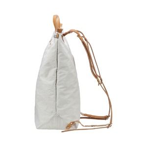 豊岡鞄　リュック　（キナリ）TUTUMU books　(S2100　24-153）