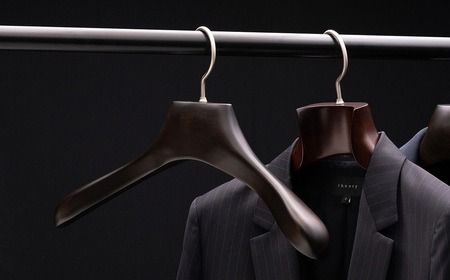 NAKATA HANGER レディスジャケットハンガー AUT-03W / 女性用 ハンガー 国産 木製 中田工芸製 ナカタハンガー レディース スーツ ジャケット コート用 スーツハンガー 新生活 クローゼット スリム