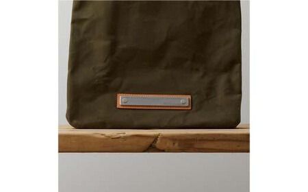 clipmarks warehouse / alley M / olive