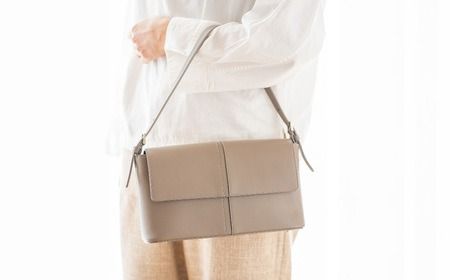 豊岡鞄 TOTTE カブセフォーマルバッグ MBF010 （グレージュ）