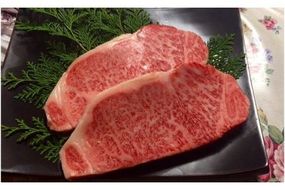 究極の但馬牛“但馬玄(たじまぐろ)”A5ランク サーロインステーキ 1kg（1枚200～250gのステーキ4～5枚程度）/ 牛肉 ステーキ 但馬牛 黒毛和牛 霜降り サーロイン ステーキ 肉 赤身【株式会社上田畜産 牛匠上田】