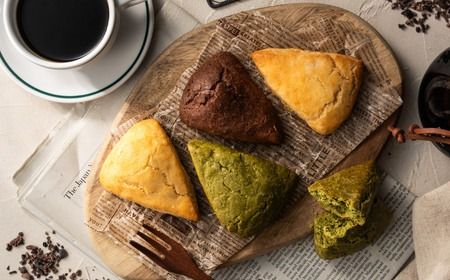 グルテンフリー 低糖質スイーツ 抹茶プロテインスコーン  8個 / スイーツ マフィン 低糖質 ダイエット 朝食 お菓子 焼菓子 糖質オフ 個包装 ギフト（小麦粉・砂糖・トランス脂肪酸・人工甘味料・不使用）【LowCarbHouse 】