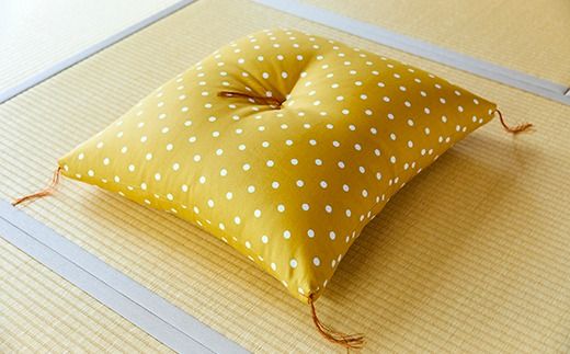 【ふとんの色柄が選べる】天然繊維　手作り　木綿わた入り　座布団　HT00124