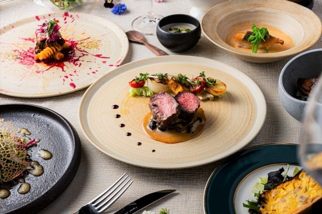 ペットと泊まれるフレンチレストラン「オーベルジュ カラ 宗像 by ritomaru」ペア宿泊券【株式会社りとまる】_HA1619