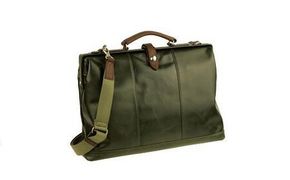 牛革・ダレスバッグ L　ＣＲＯＳＳＲＯＡＤ　505047（グリーン）