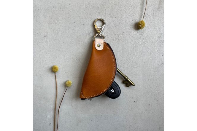 バナナキーケース（ヌメキャメル）　LC00012