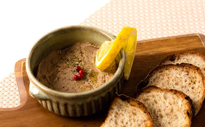 熊本県産 若鶏のレバー 2kg 1袋 鶏肉 鶏 レバー 加熱用 料理 チキン 煮込み 若鶏 国産 冷凍