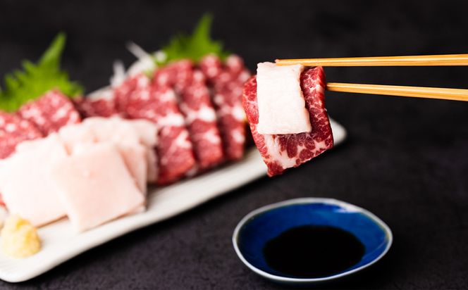 【定期便3回】初めて食べる方にもおすすめ！馬刺し 食べ比べ 定期便 3ヶ月 合計約1.45kg 全5種類 特選赤身 タテガミ フタエゴ グルメ馬さし1級・特級 醤油・生姜小袋付 ブロック 馬刺し 馬肉 肉 真空パック 冷凍 熊本名産 熊本県 九州