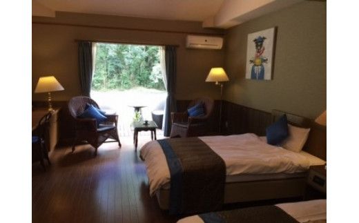 料理長おまかせ極上を食す（4名宿泊券）離れ風宿【御宿はなわらび】_HA0539