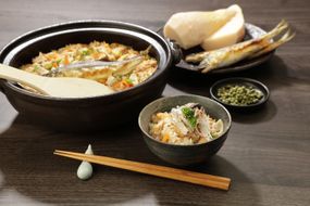 1007.和歌山　海～山～川～の幸　炊き込みご飯の素３種セットA　（鮎・しらす・みかん鶏）各２～３人前(米２合用）(A1007-1)