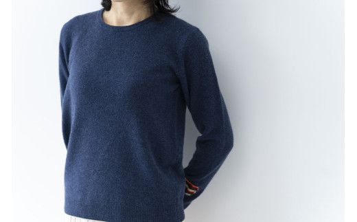 ラウンドネックプルオーバー(ブルー)女性用サイズ:LL(42)≪白田のカシミヤ≫