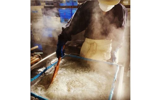 特選天日干しちりめん　木箱入り800g【冷蔵】【mar110】