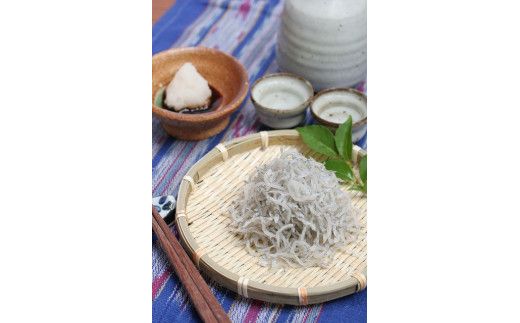 特選天日干しちりめん　木箱入り800g【冷蔵】【mar110】