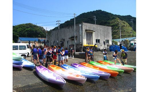 森浦湾カヤック体験（大人）中学生以上　太地フィールドカヤック2時間体験コース / アクティビティ レジャー 体験チケット 観光【tgk106】