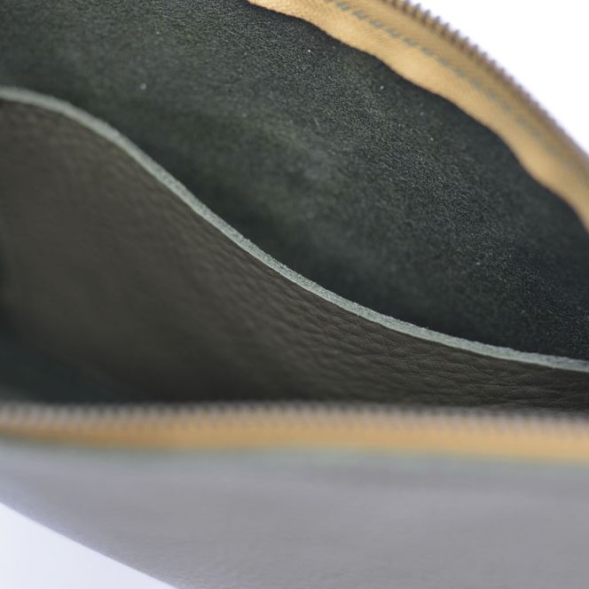 益子の革工房maharoのサコッシュ（M）オリーブグリーン｜栃木県 益子町 ふるさと納税 サコッシュ 革 肩掛け 日用品（AX113-4）