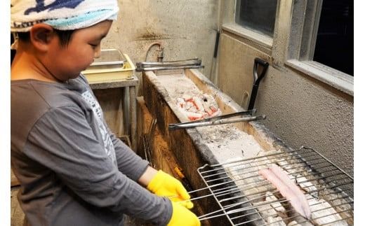 うなぎ職人体験　家族でうなぎを焼いてみよう　三河一色産 鰻 うなぎ 家族 体験 学習 勉強 知識 H189-009