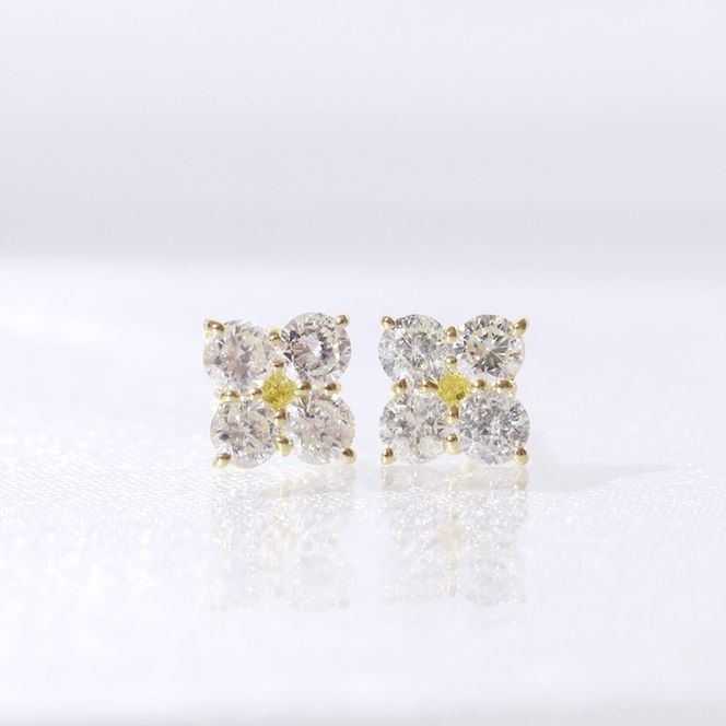 K18　0.50ctフラワーダイヤモンドピアス　BQ-145