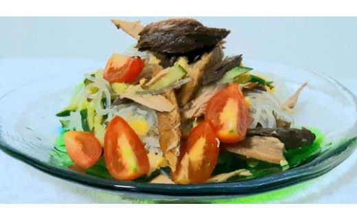 かつお生節1kg（3～5本）【有限会社　竹内商店】 [BQAX008]