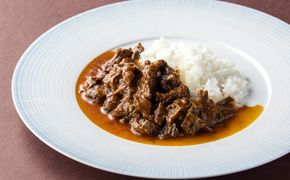 フレンチシェフのこだわり 牛すじ煮込みカレー×4食セット【FRANCEYA】_HA2071 牛すじ カレー 湯煎 簡単 福岡県宗像市 宗像市 福岡 宗像