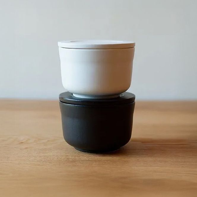 【萬古焼（ばんこやき）】ごはんを美味しく保存するスタイリッシュなおひつ 4th-market ヤソハチ お櫃 一碗 黒1個【八十八、おひつ、米、新米、レンジ、保温、保冷、万能、おしゃれ、かわいい、結婚祝、出産祝、セット、贈答、普段使い、手作り、一人用、家庭用、一人暮らし、家族、ファミリー、新生活、三重県 四日市市 ふるさと納税】