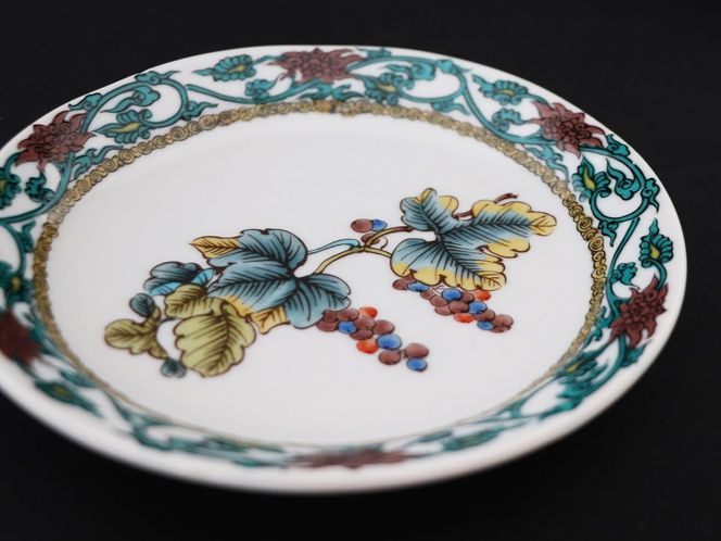 九谷焼　5.5号皿揃　山の幸絵変り （5枚セット）a01 食器 キッチン雑貨 キッチンアイテム 雑貨 小物 お皿 丸皿 食卓 テーブルコーディネート 