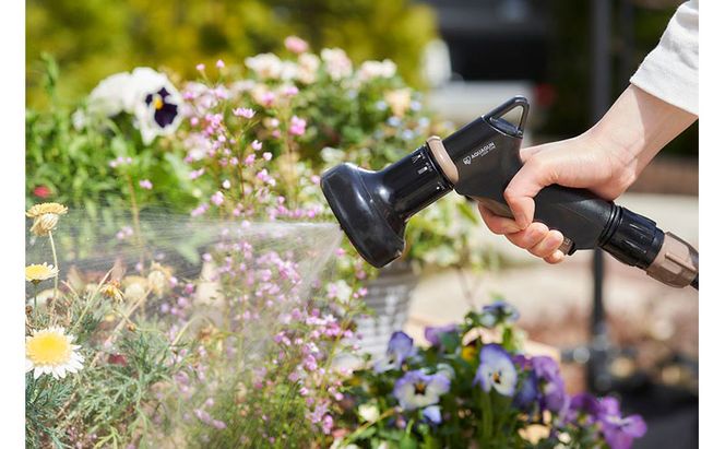 フルカバーホースリールHG 30M FHHG-30 ブラウン/ブラック ホース ホースリール 散水ホース 水まきホース 30m フルカバー カバー付き 水やり 水撒き 散水 ガーデニング 家庭菜園 洗車 掃除 アイリスオーヤマ  新生活