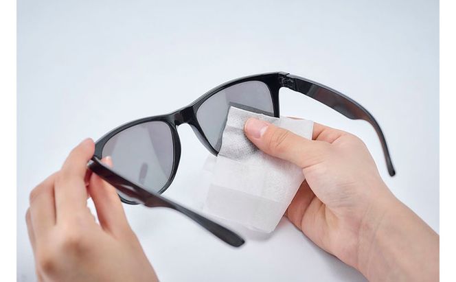 【40枚入り×10箱】メガネクリーナー くもり止めタイプ MNK-A40 アイリスオーヤマ メガネ拭き 個包装 クリーナー メガネクロス くもり止め  使い捨て メガネ 眼鏡クリーナー 曇らない スマホ タブレット