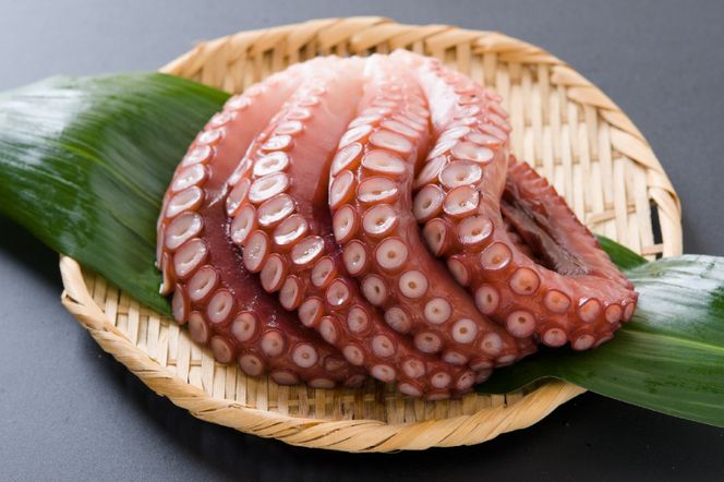 たこ 北海道 冷凍 煮たこ足 1kg～1.2kg 留萌産 タコ 蛸  国産 蛸足 たこ足 タコ足 たこあし ボイル 惣菜 おかず つまみ おつまみ ご飯のお供 海鮮 海産物 海の幸 魚介 魚介類 お刺身 刺身 刺し身 天ぷら 留萌 