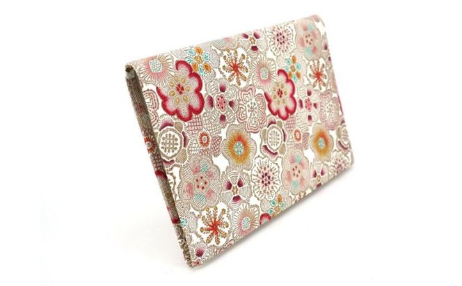 【文庫屋大関】パーソナルホルダー　春らんまん＜茜＞【皮革工芸品】 民芸品 雑貨 日用品 花柄 花デザイン 