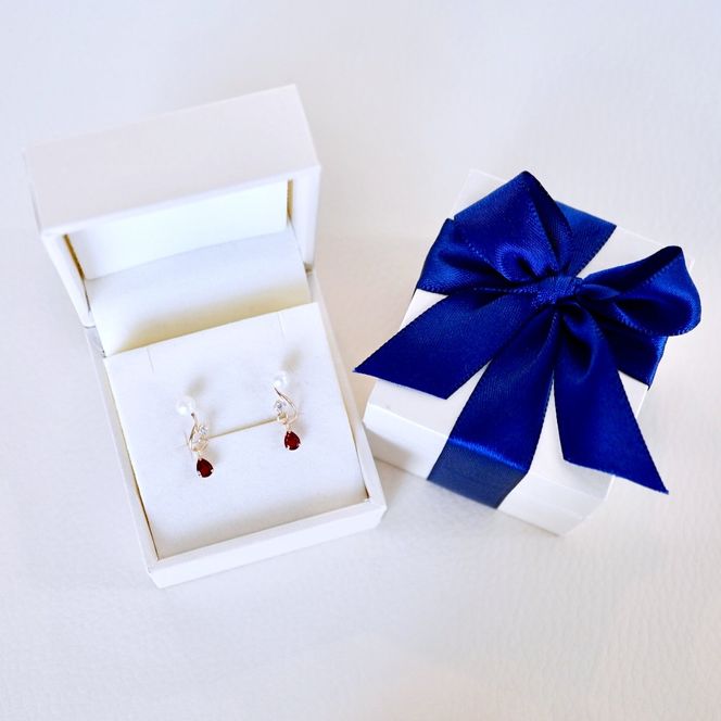 K10YG(10金) イエローゴールド ガーネット パール ピアス 揺れる 保証書付 2066 242-051-b