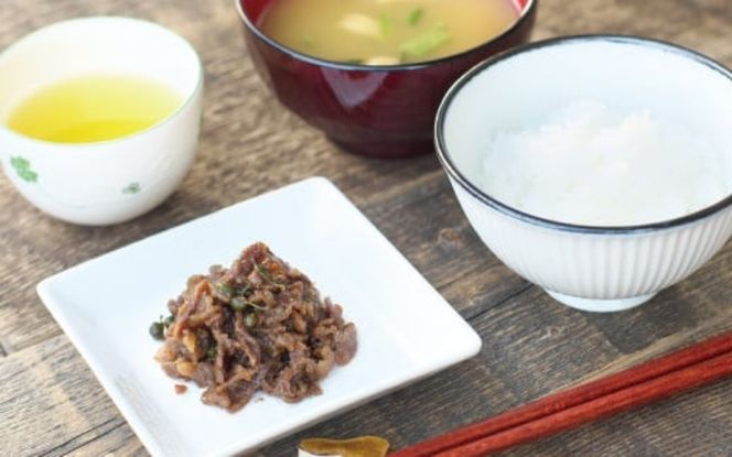 熊野牛しぐれ煮　約80g×2パック / しぐれ煮 牛 牛肉 和牛 肉 国産 小分け ご飯のお供 簡単調理 山椒【sim201A】