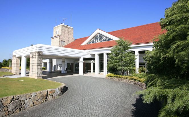 サンロイヤルゴルフクラブ 平日 1名様 プレー券 [ サンロイヤルGC ゴルフ 加東市 兵庫県 関西 ゴルフ場 ] ゴルフ場利用券 社会人 大人 趣味 スポーツ 美しいコース フラット ワイド 