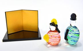 お内裏様とお雛様　-彩飾-〈ガラス プレゼント ひな祭り 雛人形 ひなまつり ひな人形 女の子 桃の節句 孫 かわいい インテリア 置物 玄関  コンパクト 工芸品〉 雑貨 日用品 