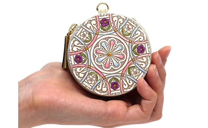 【文庫屋大関】マカロンポーチ ペタル【皮革工芸品】 ポーチ ミニポーチ 小物入れ アクセサリー入れ イヤホン入れ 収納 保管ケース 手のひらサイズ  本革 革 皮革 工芸品 工芸 雑貨 ギフト プレゼント 日本製 東京