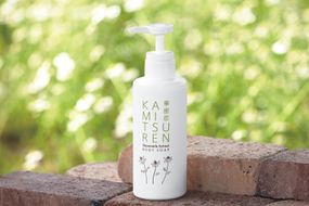 華密恋 ボディー ソープ 350mL [カミツレ研究所 長野県 池田町 48110803] カミツレン カミツレ