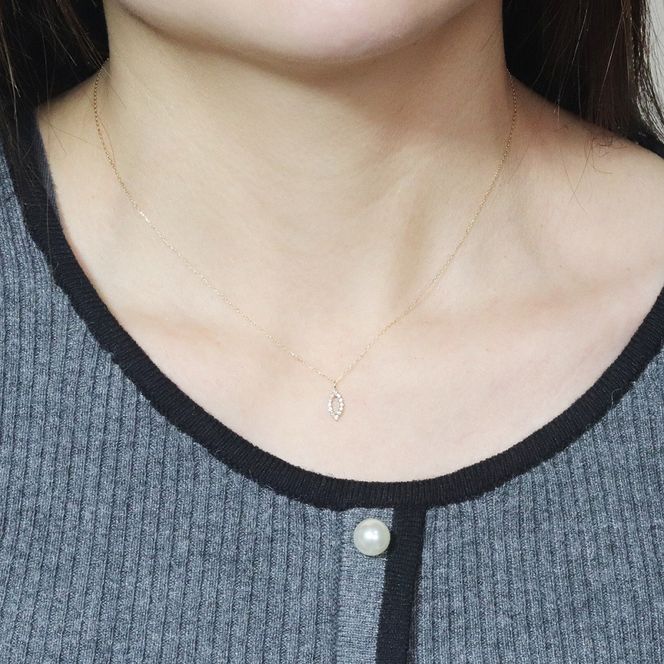 K10 0.08ct マーキス型ダイヤモンドペンダント　BQ-209