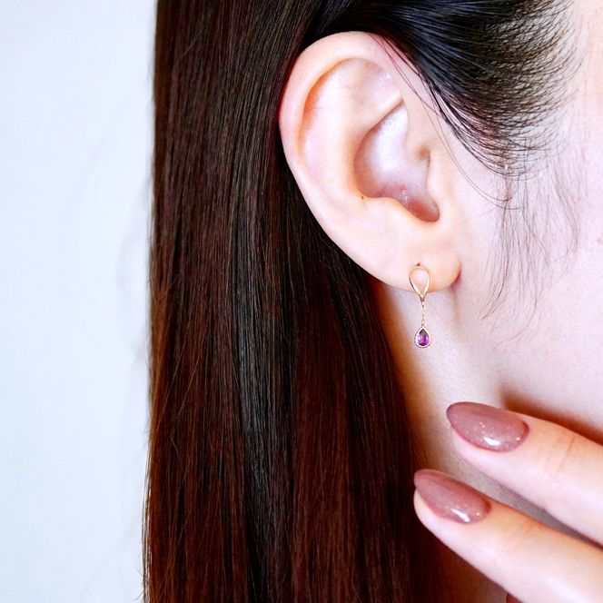 K10YG(10金) イエローゴールド 揺れる ロードライトガーネット アンティーク ピアス 保証書付 2274 242-049-e