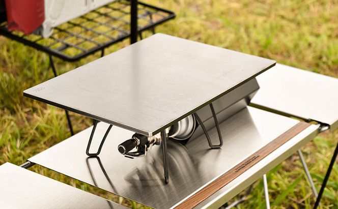 鉄板 Mサイズ 厚み6mm（国産/S55C使用）[ アウトドア キャンプ バーベキュー BBQ ] 父の日 おすすめ ギフト 雑貨 アウトドア用品 キャンプ用品 調理器具 蓄熱 保温性 鉄の純度が高い 遠赤外線効果 ソロキャン 調理用グッズ