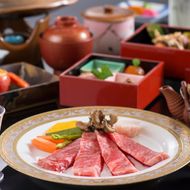 【料亭旅館三田清（みたせ）】（2名様）特撰伊賀牛　ステーキコースお食事券【mita0002】