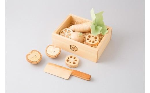 木のおもちゃ ちいさな ままごと セット 箱入り 山のくじら舎 木製 木 おもちゃ 詰め合わせ 知育玩具 男の子 女の子 ギフト 包装 ラッピング プレゼント 贈り物 贈答 お祝い 誕生日祝い のし おままごと 受注生産品 名入れ可能 ヒノキ スギ ケヤキ 2歳 3歳 4歳 5歳 子供 幼児 キッズ 手作り 国産 日本製 安全 安心 マグネット 切れる おもちゃ 安芸市 高知県