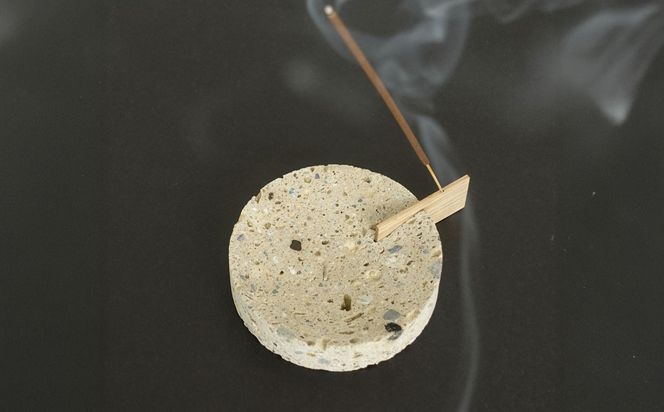 センダイフォルム インセンスホルダー お香立て ブラック【インセンス ホルダー お香立て 仙台市 家具 工芸品 装飾品 民芸品 仏具 神具 クラフト 和装 雑貨 日用品 インテリア 置物 アロマ用品 化粧品 コスメ】 041009_FT002VC02