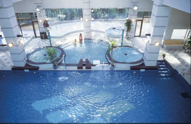 ［癒しの宿クアハウス白浜］平休日1泊2食付ペア宿泊券《東館》 304018_JTB6506-015